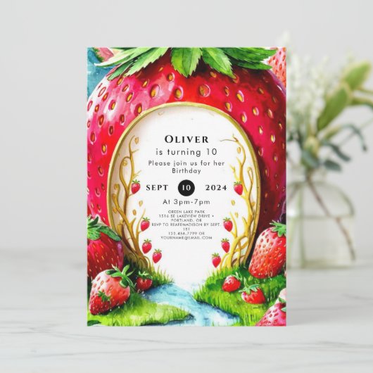 Invitation Simple Whimsical Juicy Fraise Anniversaire (Debout devant)