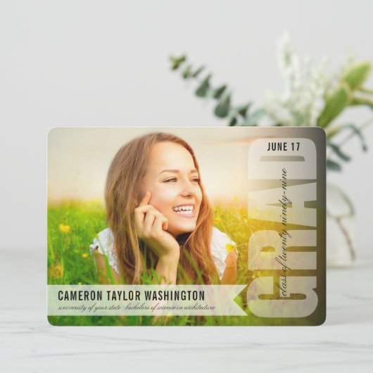 Invitation Simple White GRAD superposition moderne Graduation (Debout devant)