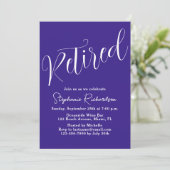Invitation Simply Modern Script Dark Purple Retirement (Debout devant)