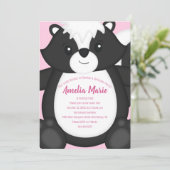 Invitation Skunk Anniversaire fête rose (Debout devant)