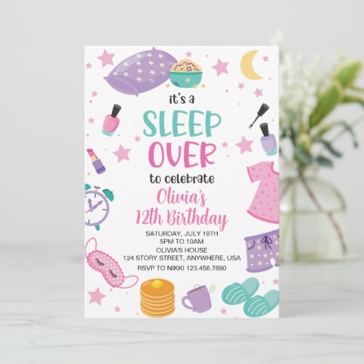 Invitation Sleepover soirée rose violet entre (Debout devant)