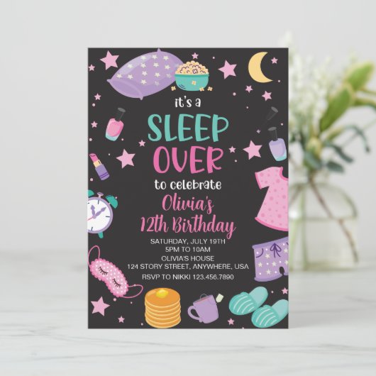 Invitation Sleepover soirée rose violet entre (Debout devant)