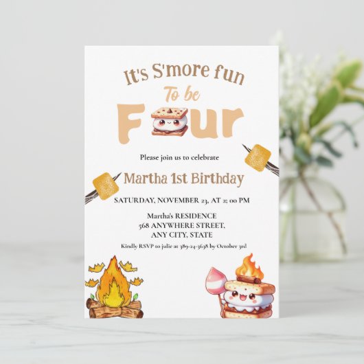 Invitation S'more Bonfire Smore 4e anniversaire (Debout devant)