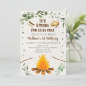 Invitation S'more Fun To Be One S'mores Campfire Anniversaire (Debout devant)