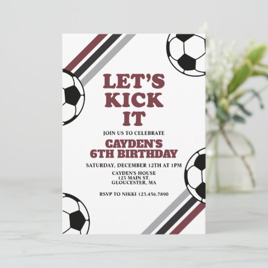 Invitation Soccer On le frappe Anniversaire (Debout devant)