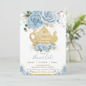 Invitation Soft Baby Blue Floral Fête des mariées High Tea Pa (Debout devant)