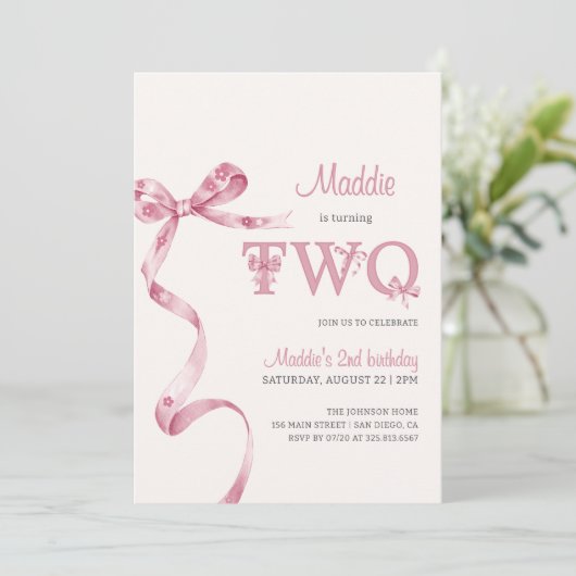 Invitation Soft Pink Bow deuxième fille anniversaire (Debout devant)