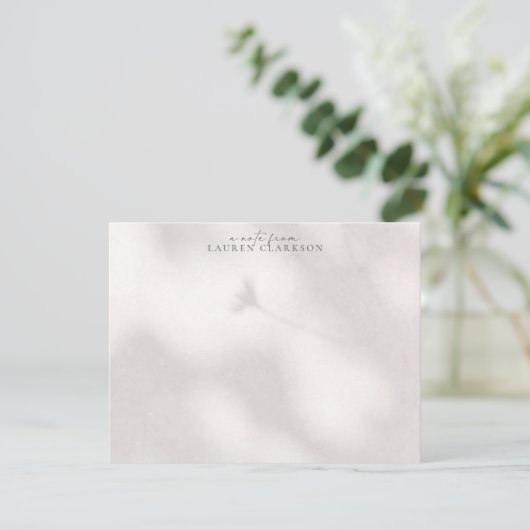 Invitation Soft Shadow  Note Card (Debout devant)