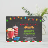 Invitation soirée cinéma de Noël fête d'anniversaire (Debout devant)