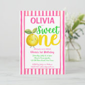 Invitation Soirée d'anniversaire d'une citronnelle rose (Debout devant)