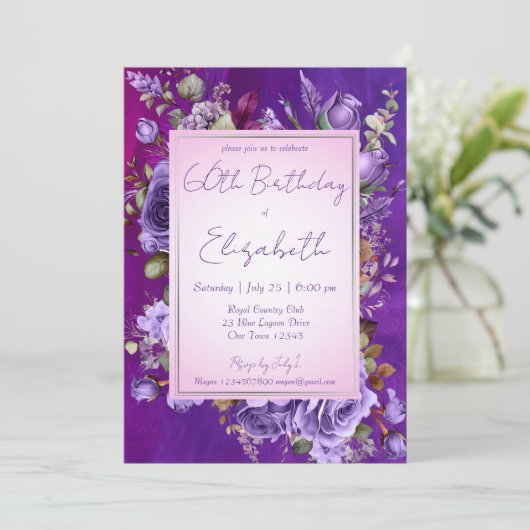 Invitation Soirée d'anniversaire élégante aux roses violets (Debout devant)