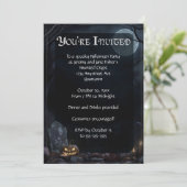 Invitation Soirée d'Halloween du cimetière foncé (Debout devant)