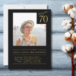 Invitation Soixante-dix Black Gold 70th Birthday Party Invita<br><div class="desc">Célébrez une étape spectaculaire avec notre élégante invitation Black and Gold 70th Birthday Party! Cette invitation exquise ouvre la voie à une célébration inoubliable, saisissant parfaitement l'importance de devenir soixante-dix avec une touche de glamour et de sophistication. Conçu dans un luxueux assortiment de couleurs noir et or, il rayonne de...</div>