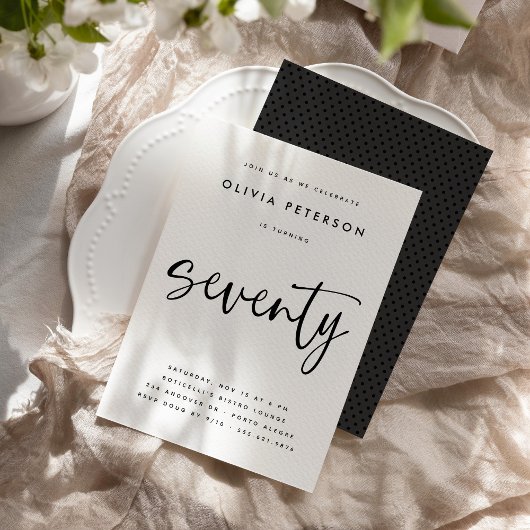 Invitation Soixante-dix moderne B&W 70e Anniversaire Typograp