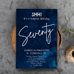 Invitation Soixante-Dix | Navy Blue 70th Birthday Surprise Pa<br><div class="desc">Soixante-Dix | Navy Blue 70th Birthday Surprise Party invitation comprend un fond d'aquarelle bleu profond,  orné d'éléments textuels blancs sophistiqués qui véhiculent le message "SHH! c'est un anniversaire surprise soixante-dix." Personnalisez cette invitation en incorporant vos informations et détails uniques.</div>