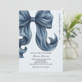 Invitation Something Blue Bow Baby Shower de Mariage (Debout devant)