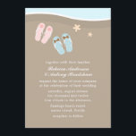 Invitation Son et ses tongs Flip Flops Beach Wedding<br><div class="desc">Invitations de mariage avec deux tongs dans le sable.</div>
