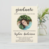 Invitation Sophisticated Script Graduation Party with Photo (Debout devant)