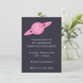 Invitation Space Theme Planète Party en bleu et rose (Debout devant)