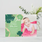 Invitation St. Patricks Lucky First Birthday Donut Photo (Debout devant)