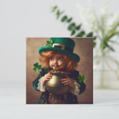 Invitation St Patrick's Party Irish Child Pot of Gold Carré (Debout devant)