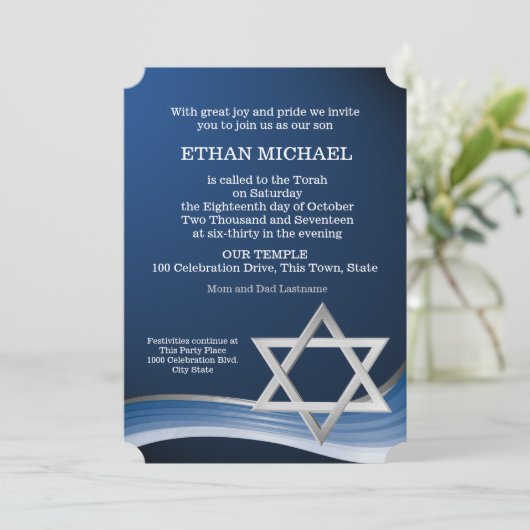 Invitation Star et Blue Wave Bar Mitzvah (Debout devant)