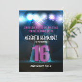 Invitation Star Purple Sweet 16 (Debout devant)