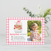 Invitation Strawberries, pink bow Berry First Birtday photo (Debout devant)