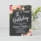Invitation String Lights Surprise 30e Anniversaire Chalkboard (Debout devant)