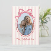 Invitation Striped Bright Pink Bow Valentine’s Day Photo Card (Debout devant)