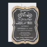 Invitation Style Chalkboard de vélo Typographie rustique<br><div class="desc">PALETTE DE COULEUR : brun, tan, noir et blanc COLLECTION DE DESIGN : Un style rustique et rustique très moderne, faire-part de mariage typographique en tableau noir avec des articles assortis pour une collection de produits nécessaires à la réalisation de votre journée spéciale ! Un cadre tourbillon à craie dessiné...</div>