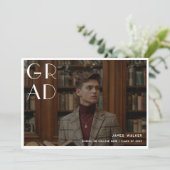 Invitation Style de typographie simple Retro Graduation Photo (Debout devant)