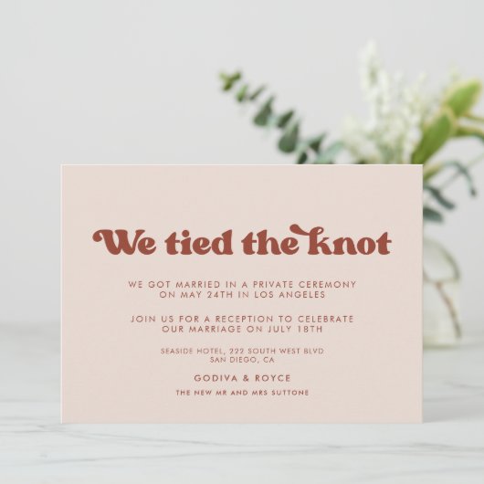 Invitation Stylish retro pêche rose Nous avons attaché la car (Debout devant)