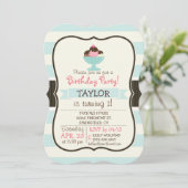 Invitation Sundae à la crème glacée napolitaine; cerise et ar (Debout devant)