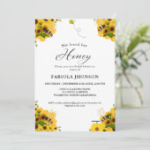 Invitation Sunflower Honey Bee Fête des mariées (Debout devant)