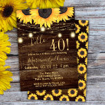 Invitation Sunflowers String Lights 40e anniversaire fêter In<br><div class="desc">Sunflower fête de 40e anniversaire 'bonjour 40!' avec lumières de bocal mason et belle impression que vous pouvez customiser avec toutes les informations de votre fête d'anniversaire. avec lumières de bocal mason et belle impression que vous pouvez customiser avec toutes les informations de votre fête d'anniversaire.</div>