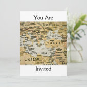 Invitation sur la carte de la Méditerranée orienta (Debout devant)