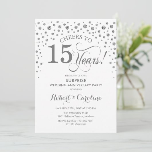 Invitation Surprise 15e anniversaire - Silver White (Debout devant)