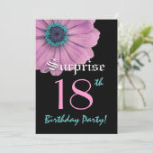 Invitation SURPRISE 18e anniversaire Modèle rose Daisy (Debout devant)