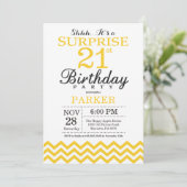 Invitation surprise 21e anniversaire Jaune Chevron (Debout devant)