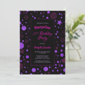 Invitation Surprise 21e anniversaire Purple et Black Party (Debout devant)