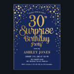 Invitation Surprise 30e fête d'anniversaire - Marine & Gold<br><div class="desc">Invitation de fête du 30e anniversaire surprise. Design élégant en bleu marine et faux parties scintillant or. Comprend des polices de caractères et des confettis stylisés. Message-moi si vous avez besoin d'âge personnalisé.</div>