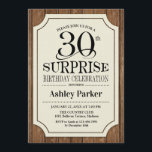 Invitation Surprise 30e fête d'anniversaire - Motif de bois<br><div class="desc">Rustic Surprise 30th Birthday Celebration Invitation. Design élégant et élégant avec bois brun foncé et motif burlap. Comprend une police de script noir élégante. Message-moi si vous avez besoin d'une personnalisation plus poussée.</div>