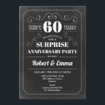 Invitation Surprise 60e anniversaire de la fête - Chalkboard<br><div class="desc">Invitation du 60e anniversaire du Mariage Surprise Design rétro simple avec motif de tableau noir. Carte invitation noir et blanc. Parfait pour une fête élégante ! Peut être personnalisé à n'importe quelle année. S'il vous plaît,  envoyez-moi un message si vous avez besoin d'une personnalisation supplémentaire.</div>