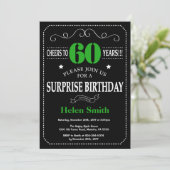 Invitation Surprise 60e anniversaire noir et vert Chalkboard (Debout devant)