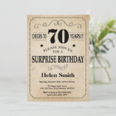 Invitation Surprise 70e anniversaire Rustic Vintage Retro (Debout devant)