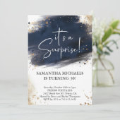 Invitation Surprise Anniversaire de la fête marine et or Aqua (Debout devant)