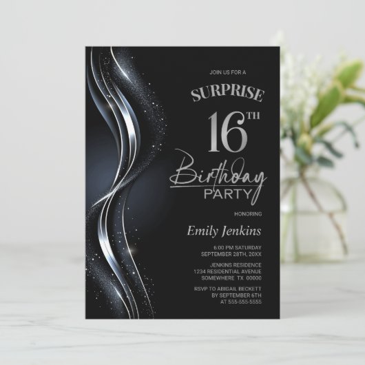 Invitation Surprise Black Silver 16e fête d'anniversaire (Debout devant)