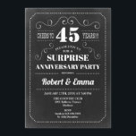 Invitation Surprise fête du 45e anniversaire - Chalkboard<br><div class="desc">Invitation du 45e anniversaire du Mariage Surprise Design rétro simple avec motif de tableau noir. Carte invitation noir et blanc. Parfait pour une fête élégante ! Peut être personnalisé à n'importe quelle année. S'il vous plaît,  envoyez-moi un message si vous avez besoin d'une personnalisation supplémentaire.</div>