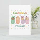 Invitation Swaddle Specialist Cute Baby Illustration (Debout devant)